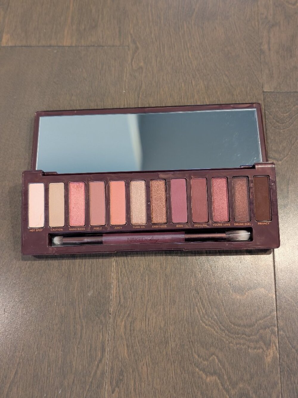 Urban Decay Cherry Eyeshadow NIB